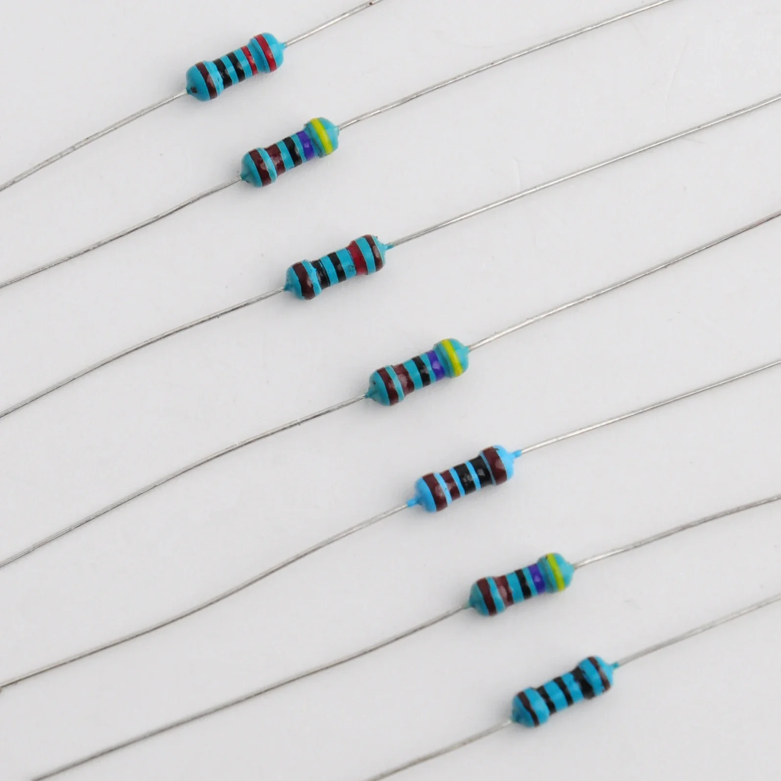 Kit de 600 resistores de filme - Arduino Diy Electronics avaliação e preço